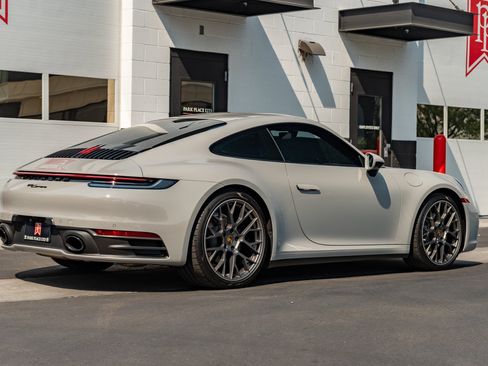 Used 2021 Porsche 911 Carrera RWD image 22