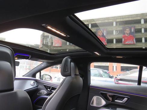 Used 2022 Mercedes-Benz EQS 450+ Sedan image 21