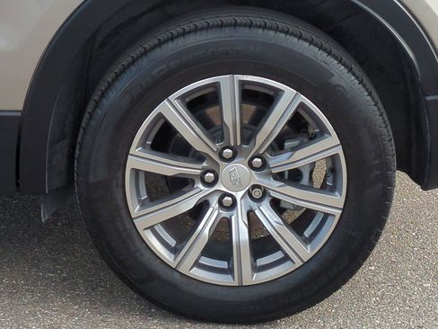 Used 2023 Cadillac XT4 Sport w/ Cold Weather Package image 16