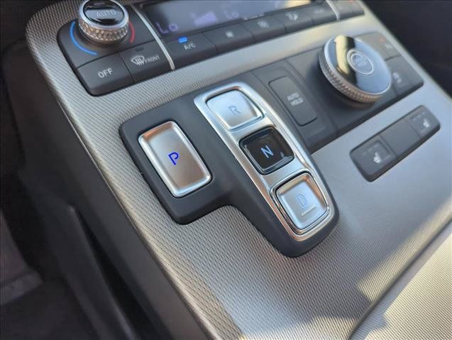 Used 2022 Hyundai Palisade SEL w/ Convenience Package FWD image 17