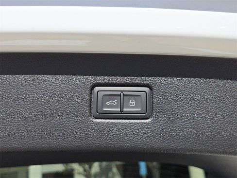 New 2026 Audi Q7 3.0T Premium Plus image 14