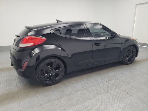 Used 2017 Hyundai Veloster Value Edition image 10