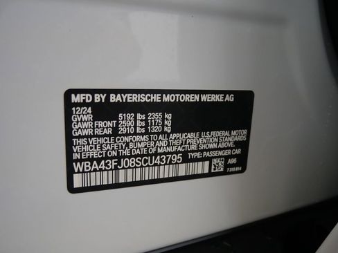 Used 2025 BMW 530i image 30