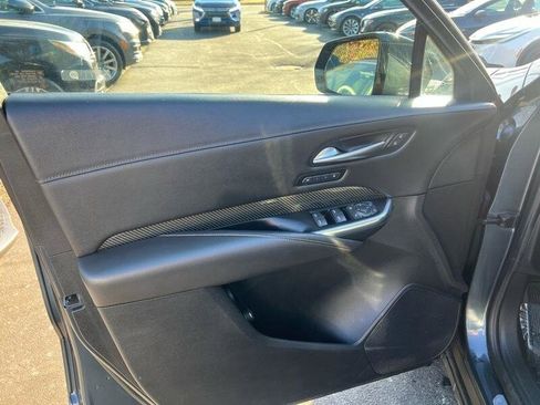 Used 2021 Cadillac XT4 Sport image 21