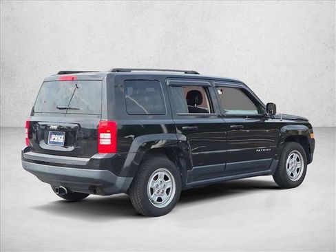 Used 2014 Jeep Patriot Sport w/ Power Value Group FWD image 5