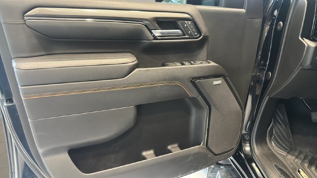 Used 2024 GMC Sierra 2500 AT4 AWD/4WD image 10