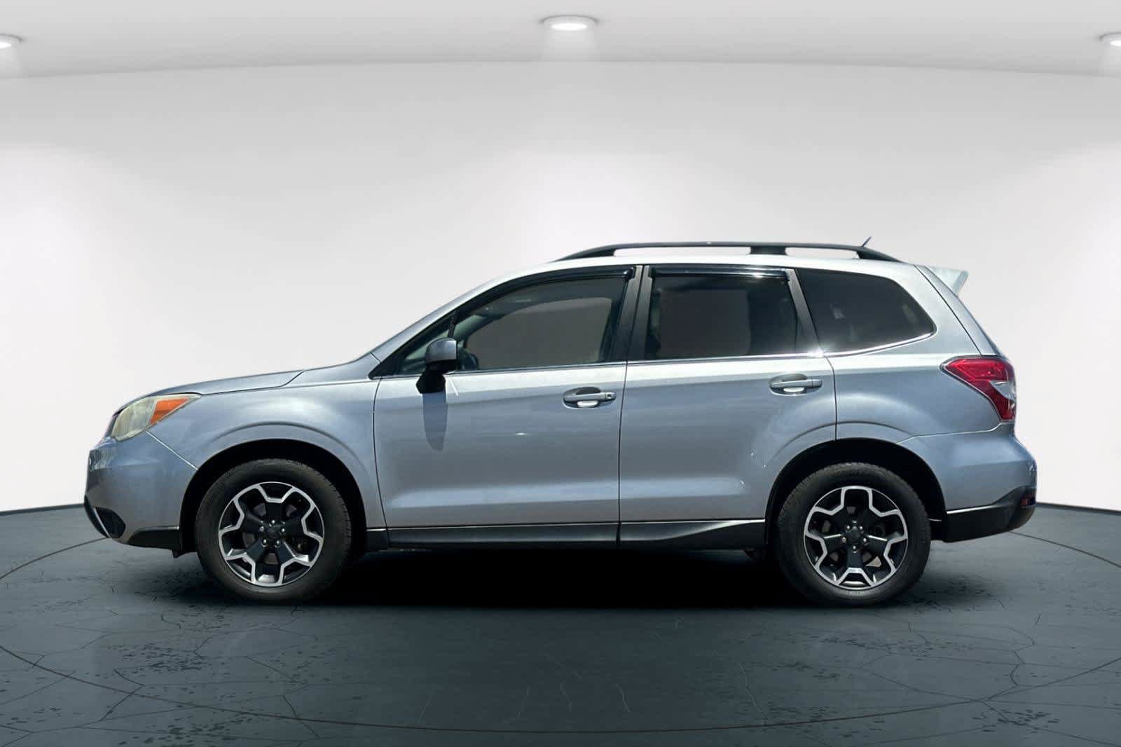 Used 2015 Subaru Forester 2.5i Limited w/ Popular Package #2 AWD/4WD image 9