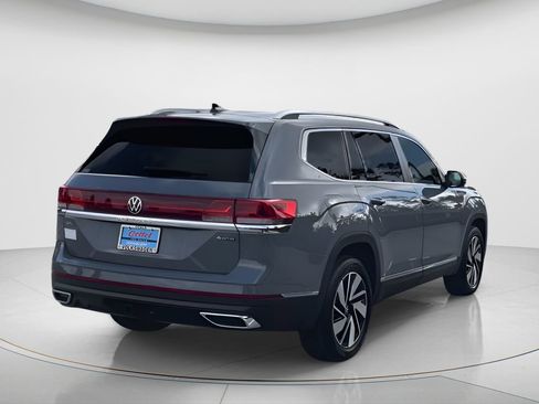 Certified 2025 Volkswagen Atlas SEL image 8