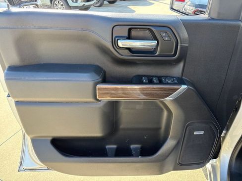 Used 2019 Chevrolet Silverado 1500 LT Trail Boss image 15