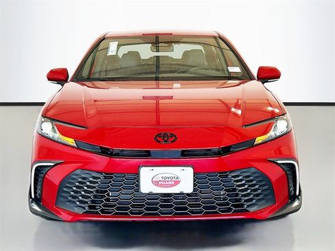 New 2026 Toyota Camry SE image 2