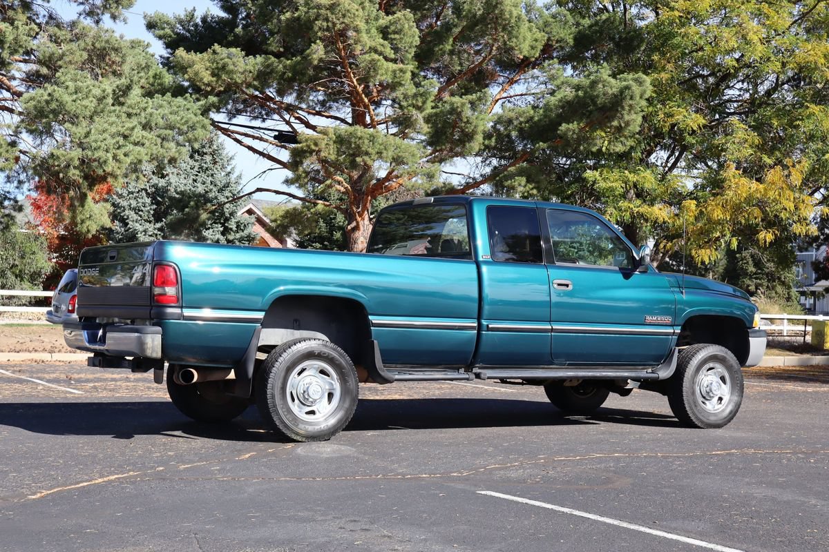 Used 1997 Dodge Ram 2500 Truck 4x4 Club Cab image 5