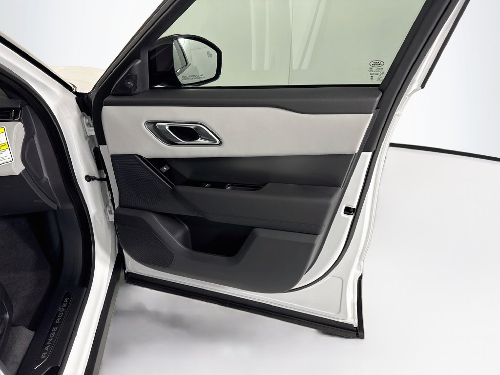 New 2026 Land Rover Range Rover Velar S AWD/4WD image 26