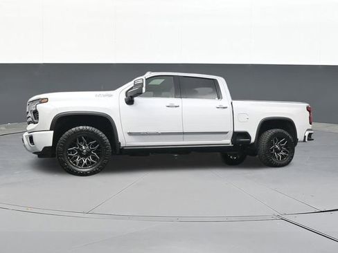 Used 2024 Chevrolet Silverado 2500 High Country w/ Technology Package AWD/4WD image 60