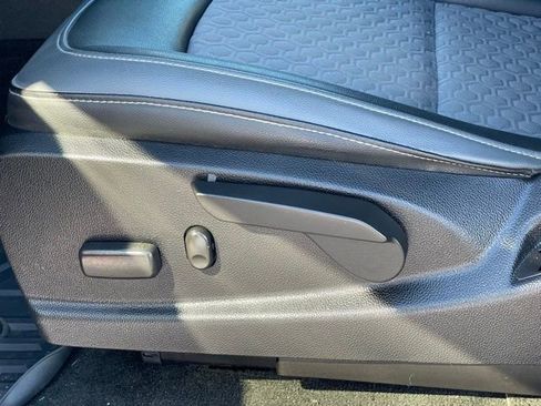 Used 2018 Chevrolet Colorado Z71 image 14