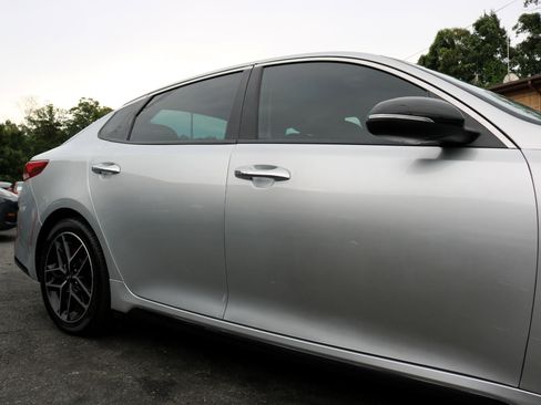 Used 2019 Kia Optima SX image 12