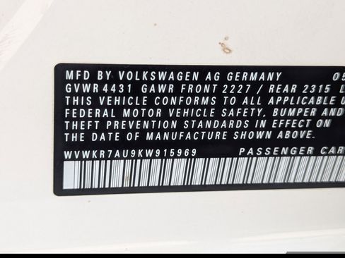 Used 2019 Volkswagen e-Golf SE w/ Driver Assistance Package image 32