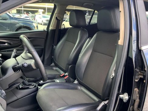 Used 2018 Buick Encore Preferred FWD image 11