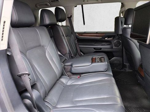 Used 2018 Lexus LX 570 4WD w/ Luxury Package image 23