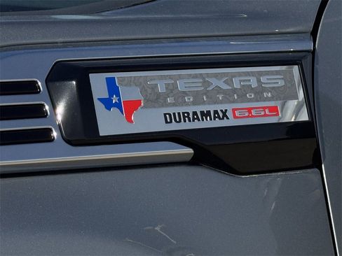 Used 2025 GMC Sierra 2500 SLT w/ Texas SLT Premium Package image 10