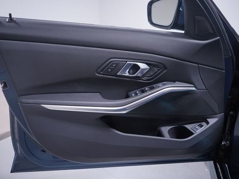 New 2026 BMW 330i Sedan w/ M Sport Package image 10