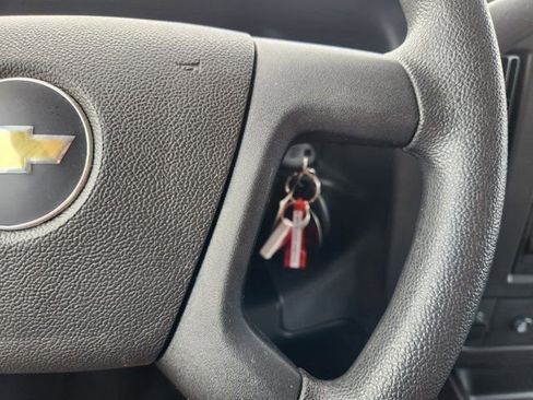 Used 2025 Chevrolet Express 3500 w/ Power Convenience Package image 29