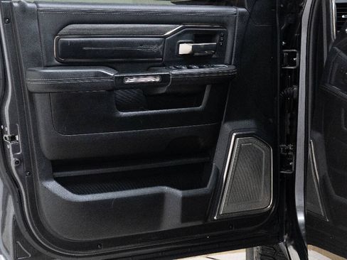 Used 2020 RAM 2500 Limited AWD/4WD image 25
