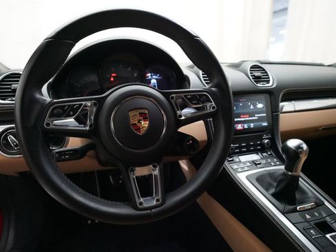 Certified 2021 Porsche 718 Boxster image 19