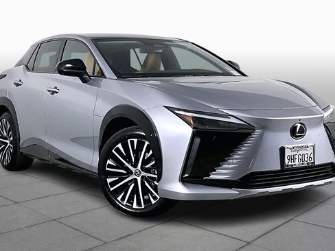 Used 2023 Lexus RZ 450e Premium image 2