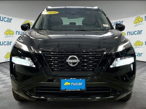 Used 2023 Nissan Rogue SV w/ SV Premium B Package image 2