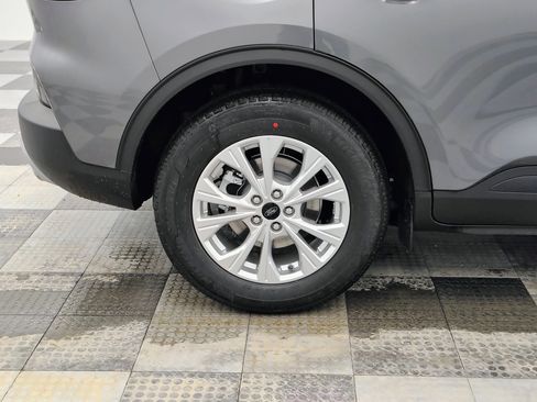 New 2026 Ford Escape Active w/ Cold Weather Package FWD image 12