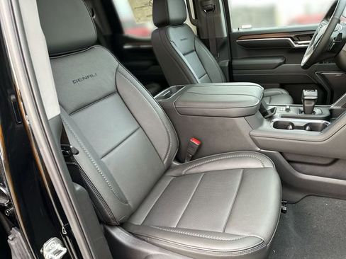 New 2025 GMC Sierra 1500 Denali w/ Denali Reserve Package image 28