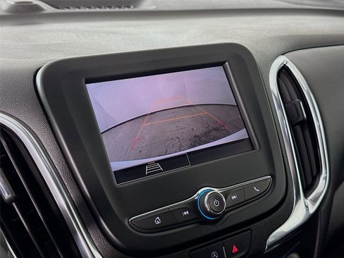 Used 2024 Chevrolet Equinox LT image 13