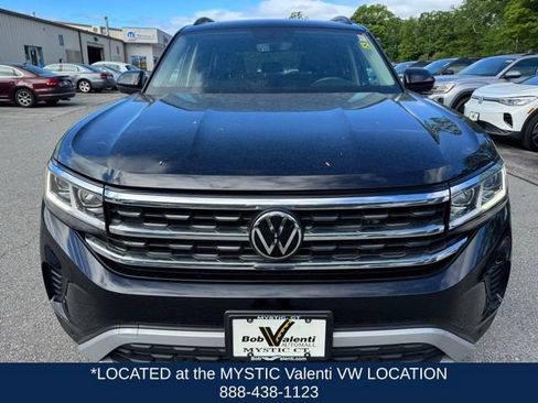 Certified 2023 Volkswagen Atlas SE w/ Panoramic Sunroof Package AWD/4WD image 2