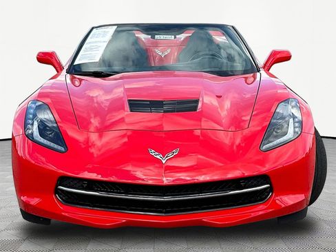 Used 2017 Chevrolet Corvette Stingray Convertible RWD image 2