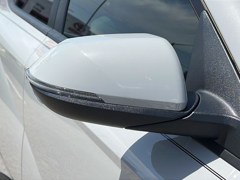 Certified 2024 Hyundai Kona SEL FWD image 25