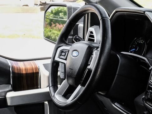 Used 2016 Ford F150 Lariat AWD/4WD image 21