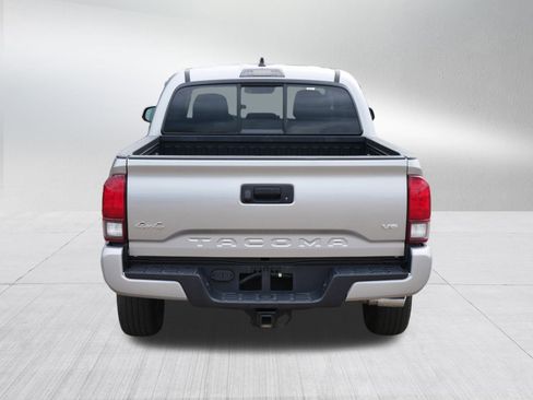 Used 2022 Toyota Tacoma SR image 6