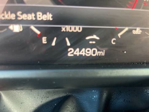 Used 2025 GMC Acadia Elevation w/ Elevation Premium Package AWD/4WD image 20