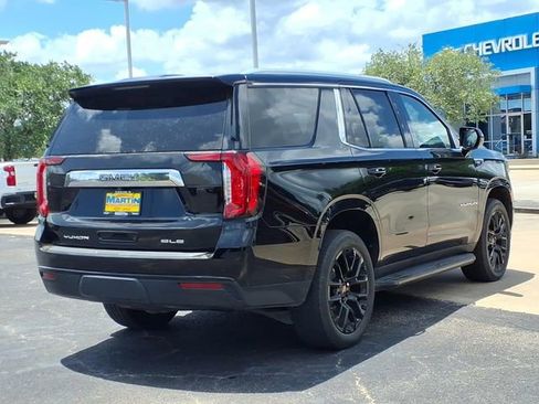 Used 2023 GMC Yukon SLE RWD image 5