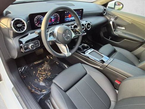 Used 2026 Mercedes-Benz CLA 250 image 10