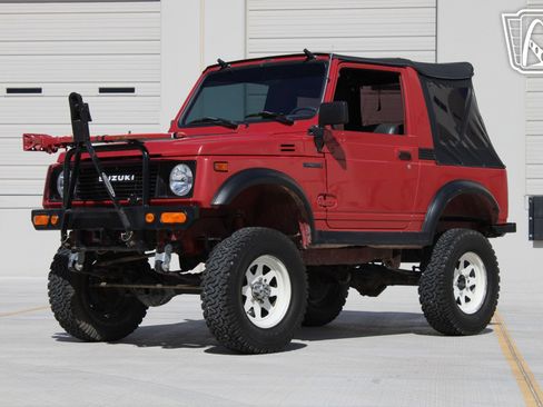 Used 1987 Suzuki Samurai 4WD Soft Top image 2