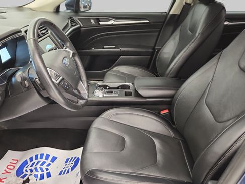 Used 2018 Ford Fusion Titanium AWD/4WD image 10