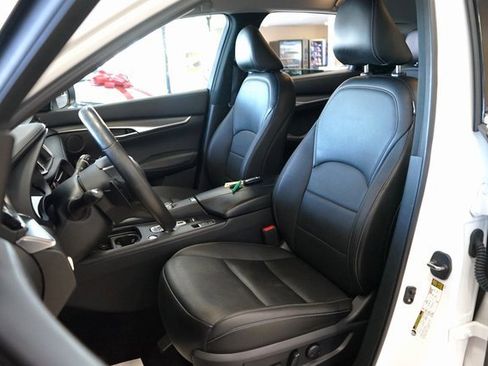 Used 2020 INFINITI QX50 Pure image 2