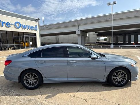 Used 2021 Honda Accord Sport Special Edition image 2