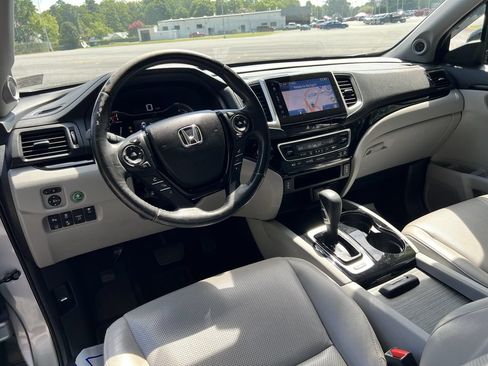 Used 2018 Honda Ridgeline RTL-E image 19