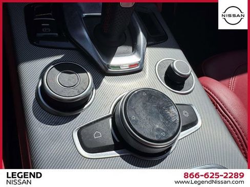 Used 2020 Alfa Romeo Stelvio Ti Sport w/ Quick Order Package 22S Sport AWD/4WD image 29