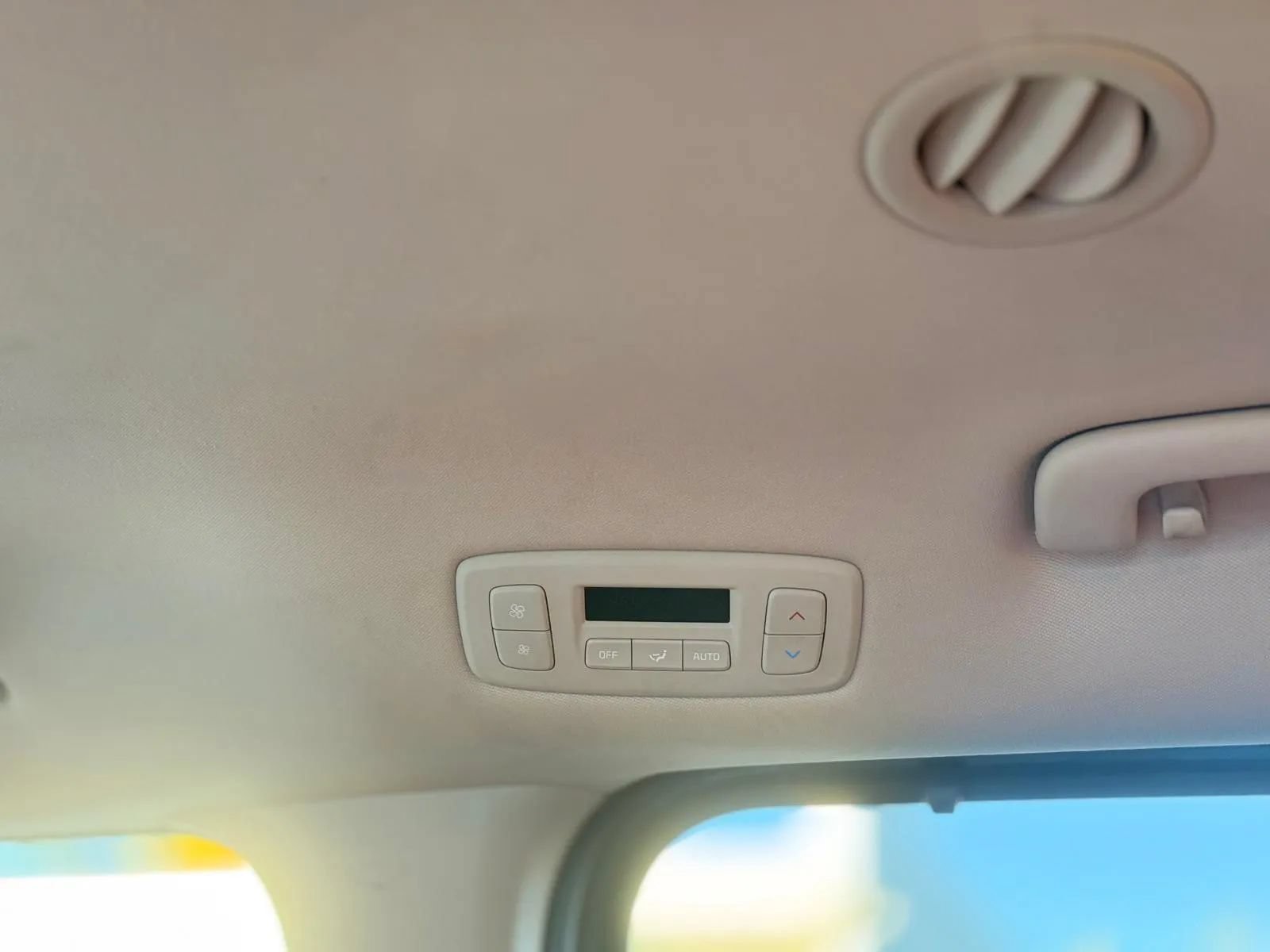 Used 2023 Kia Carnival SX FWD image 24