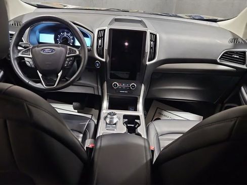 Used 2024 Ford Edge SEL w/ Convenience Package image 2