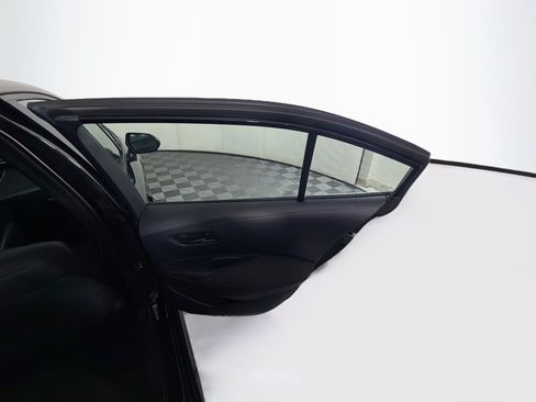 Used 2025 Toyota Corolla LE FWD image 29