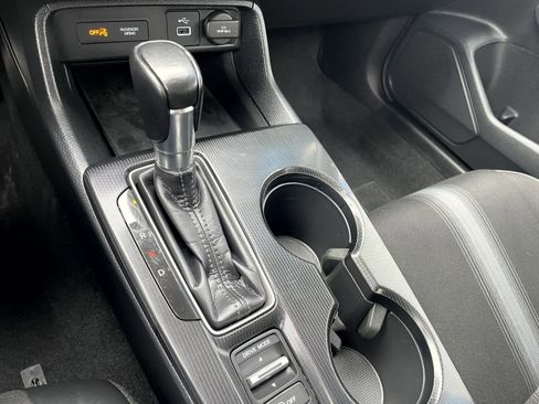 Used 2023 Honda Civic Sport image 19